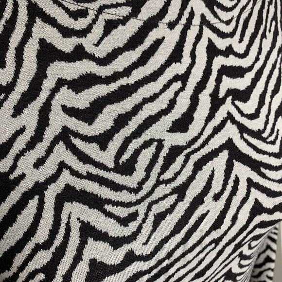 Doncaster Collection Knit Animal Print Dress Zebra Size 12 Stretch 3/4 Sleeve - Picture 6 of 8